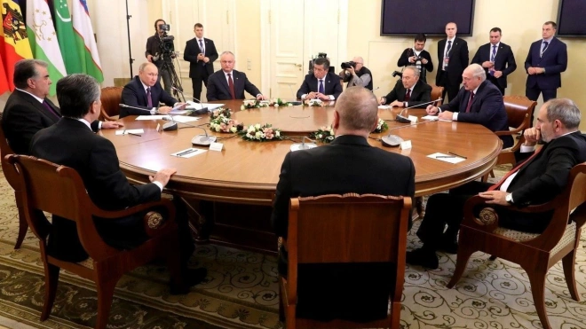В Петербурге не состоится трехсторонняя встреча Путина, Алиева и Пашиняна на саммите СНГ