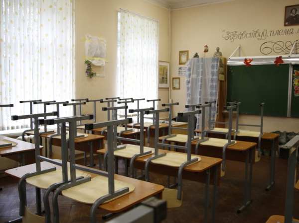 В Петербурге поступило сообщение о минировании школы