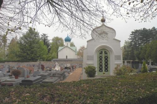 Le Monde: город во Франции не принял от России средства на аренду мест на кладбище 