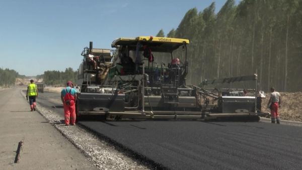 Хуснуллин: около 400 км дорог обновят и построят в 2023 году