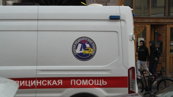 Женщина погибла в аварии на набережной Макарова