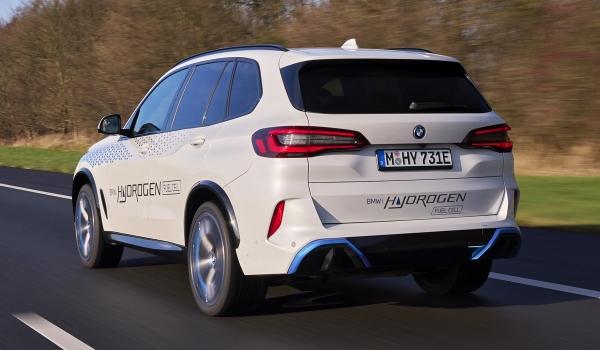 Водородный BMW iX5 Hydrogen стал мелкосерийным