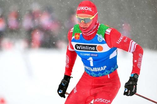 Йоханнес Бе высказался о шансах лыжника Большунова добиться успеха в биатлоне 