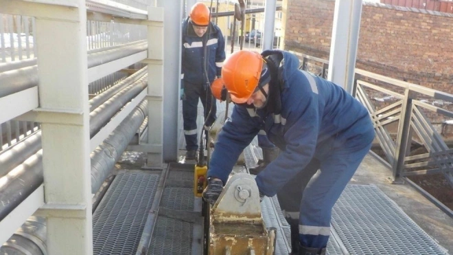 Специалисты готовят гидросистемы Петербурга к весеннему паводку