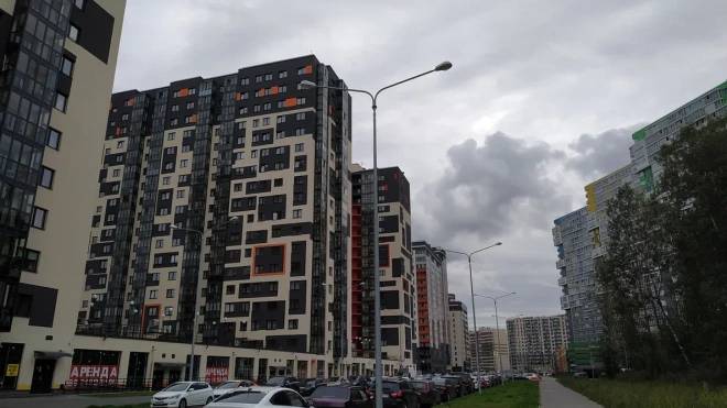На треть упали продажи дольщикам первичного жилья в Петербурге