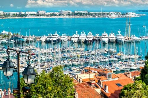 The Guardian: власти Антигуа и Барбуды продадут яхту российского миллиардера 