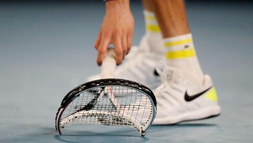 Теннисиста отстранили за допинг после глотка воды из бутылки друга 