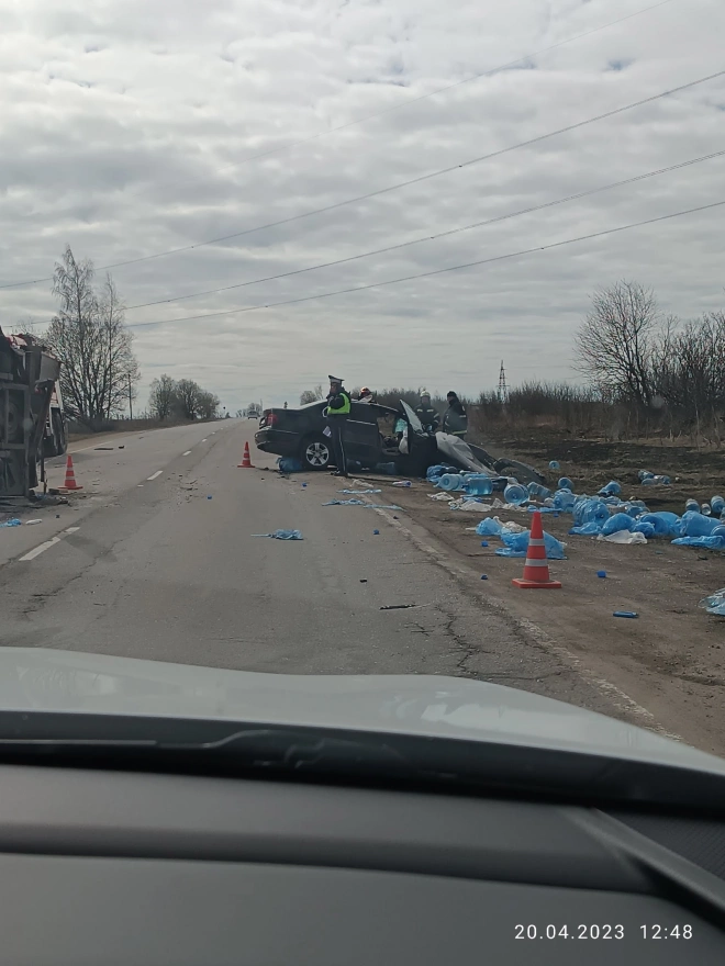 На дороге Гатчина-Куровицы в аварии с Газелью погиб 18-летний водитель BMW1