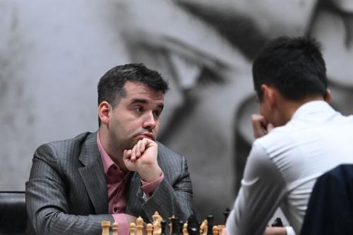 Гроссмейстер Шипов заявил, что Непомнящий и Лижэнь «играют со звериной агрессией» 