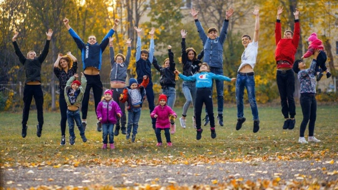 В России в преддверии Международного дня защиты детей пройдёт благотворительная акция "Под крышей заботы"