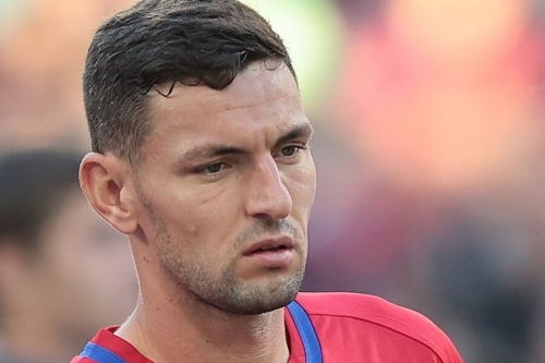 Защитник ЦСКА Роша назвал вопиющей ошибкой свое удаление в игре со «Спартаком» 
