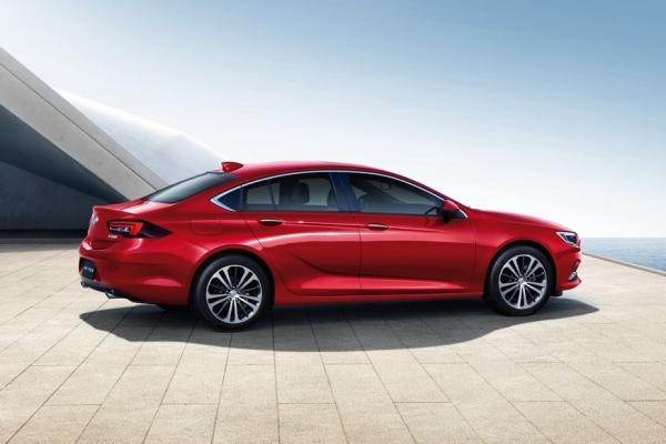 Аналог Opel Insignia от Buick не собирается на покой: фото обновленной модели