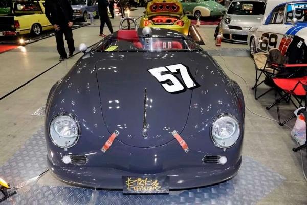 Японцы показали эффектную реплику Porsche 356 Speedster на базе Daihatsu Copen