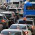 Пробка из автомобилей у Крымского моста начала уменьшаться к ночи