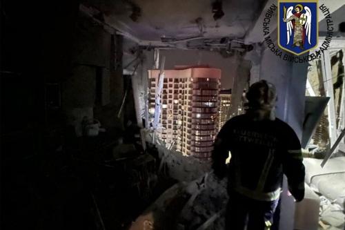 В Киеве слышаны взрывы, работает ПВО 
