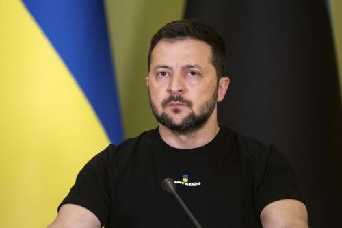Зеленский призвал как можно скорее начать переговоры о членстве Украины в ЕС 