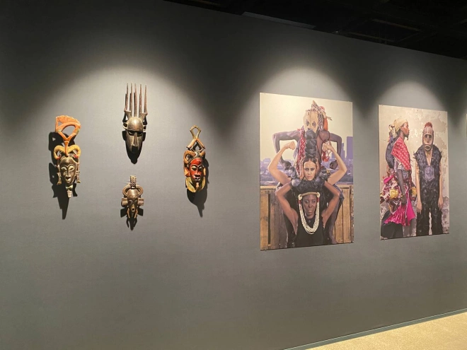 В "Манеже" открылась выставка "Перевёрнутое Сафари. Современное искусство Африки"