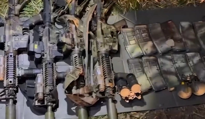 Изъятый ФСБ у разгромленной украинской ДРГ арсенал попал на видео0