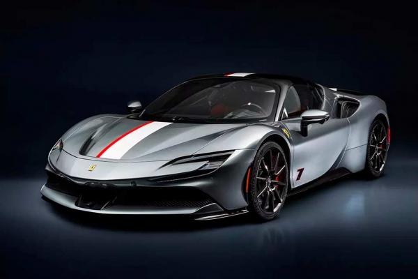 Кастомизированный Ferrari SF90 Spider от заводского подразделения Tailor Made