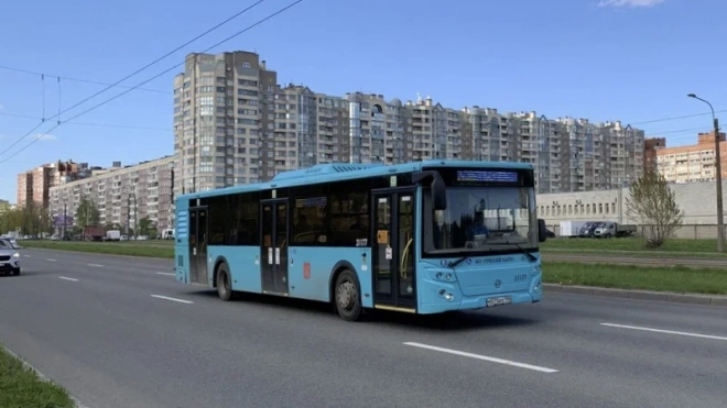 Петербург в 2024 году получит более 500 новых автобусов