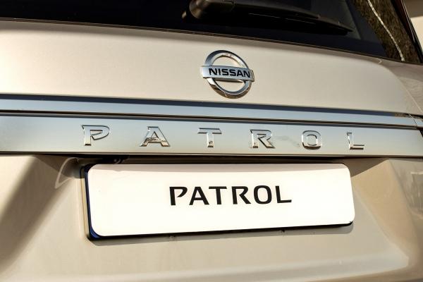 Поворот не туда? Новый Nissan Patrol/Armada будет похож на Range Rover