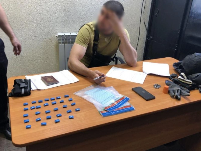 В Петербурге пресекли деятельность наркодилера с амфетамином2