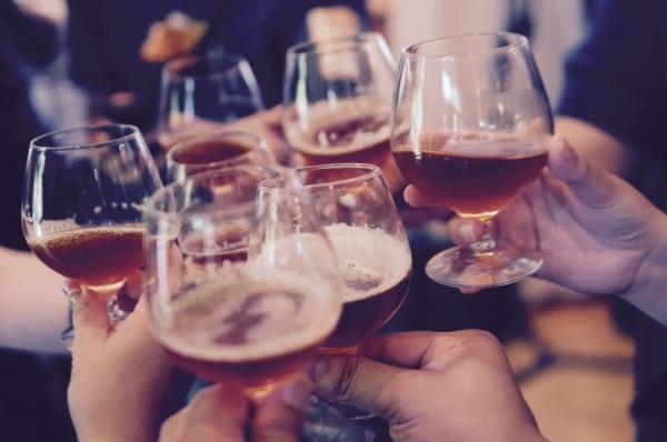 Развеян миф о женском алкоголизме 