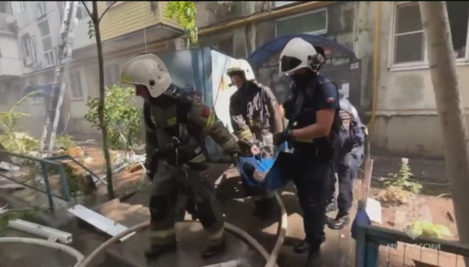 В Астрахани два человека погибли при взрыве газа в жилом доме0