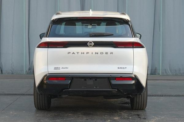 Другой Nissan Pathfinder: рассекречен серийный кроссовер