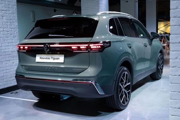 Новый Volkswagen Tiguan: округлый дизайн, «умная» шайба и широкая моторная гамма