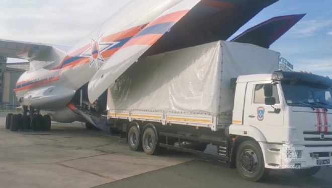 МЧС России направило в Ливию самолет с гуманитарной помощью0