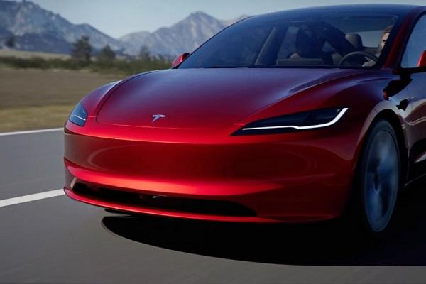 Седан Tesla Model 3 обрёл новое «лицо», стал тише и дальнобойнее после рестайлинга