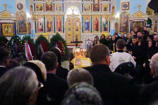 В Петербурге простились с бывшим вице-губернатором Анатолием Повелием