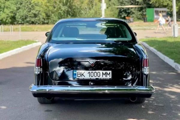 Качественную реплику ГАЗ-21 «Волга» на базе Jaguar XJ продают за 1,5 млн рублей