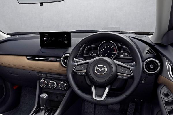 Кроссовер Mazda CX-3 нового модельного года: планшет побольше и отказ от механики