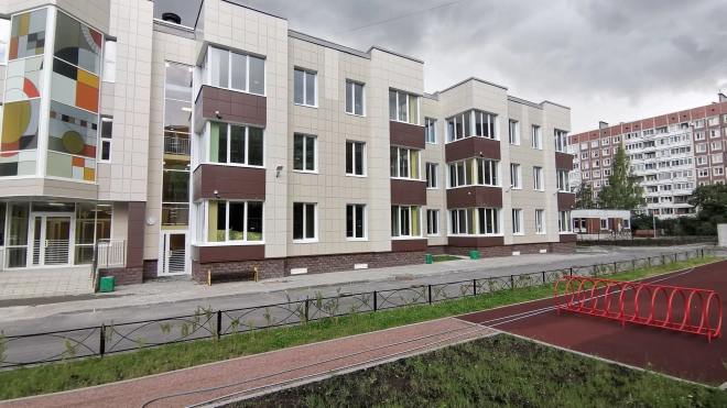 В новых жилых кварталах Петербурга построят три детских сада