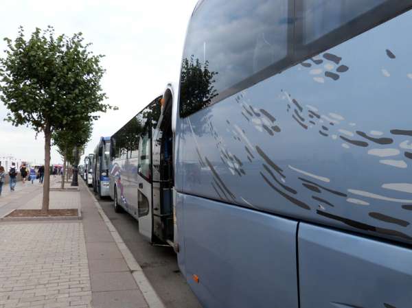 Россияне массово скупают билеты на автобусы из Петербурга в Финляндию