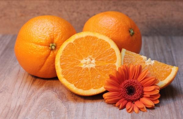 Брокколи, лимон, морковь: перечислены продукты, очищающие организм от никотина 
