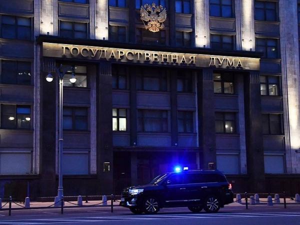 В Госдуме призвали пересадить всех чиновников на «Москвич 6»