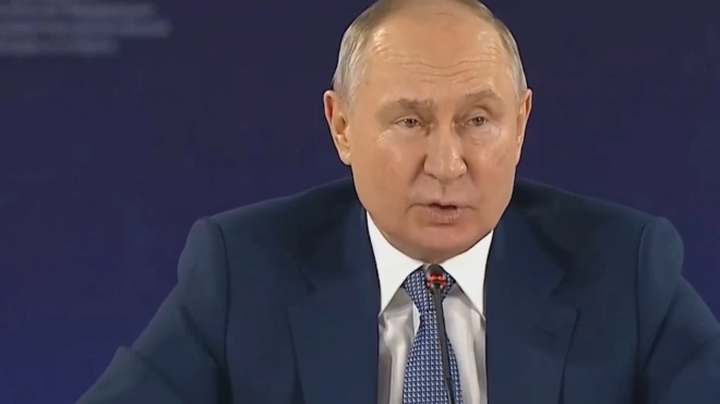 Путин призвал к демократизации мирового спорта