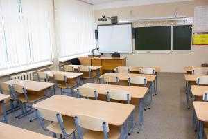 Количество школьных классов на «дистанционке» в Петербурге достигло 75