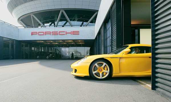 Тест-драйв PorscheCarrera GT1