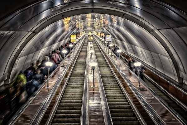 Пассажиры метро могут сообщать о масочных противниках работникам подземки0
