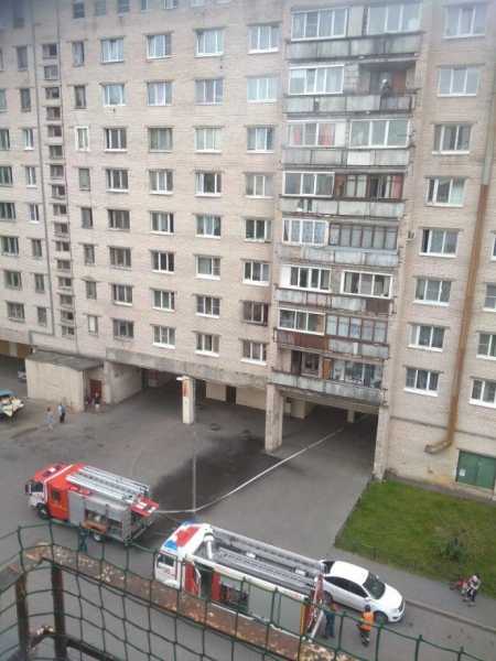 Пожар в Василеостровском районе тушили 19 человек1