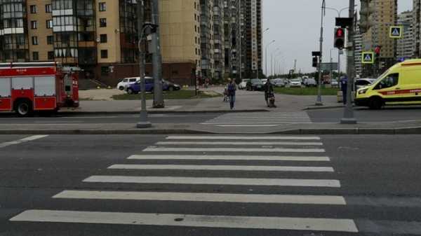 Две легковушки столкнулись на перекрестке проспектов Ленинского и Кузнецова