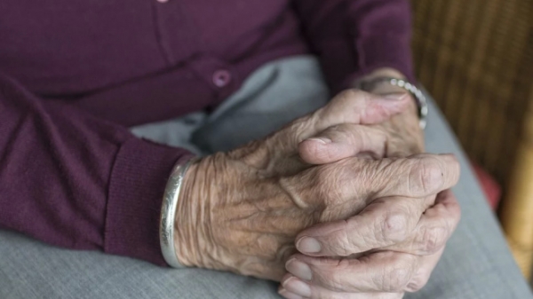 В Выборгском районе пропала 90-летняя пенсионерка