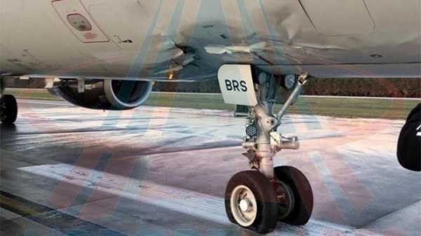Airbus A321 российской компании совершил жесткую посадку в Анталье